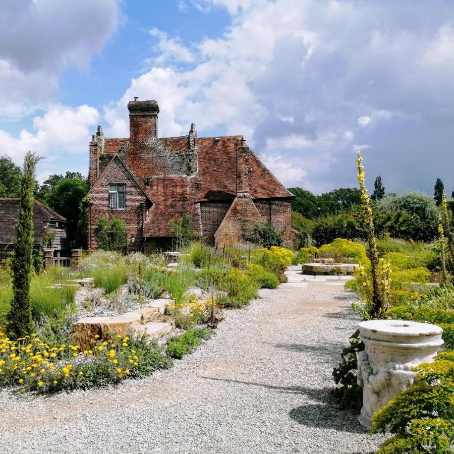 Meadow Cottage Bed & Breakfast Hawkhurst Eksteriør billede